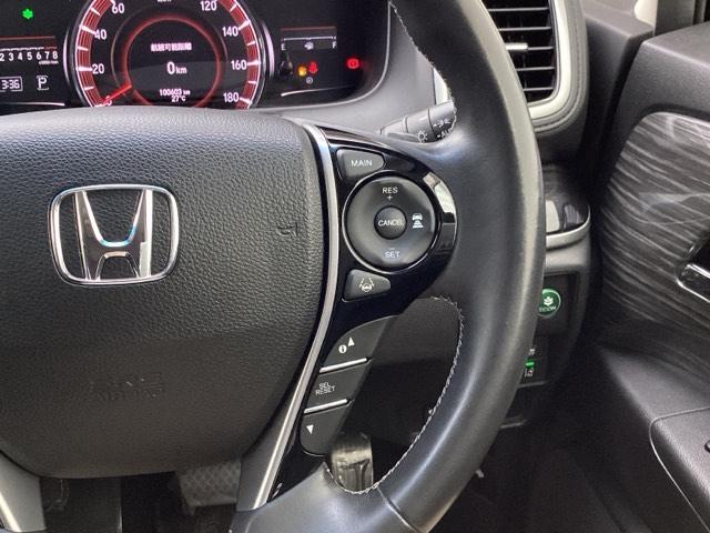 オデッセイ アブソルート・Ｘホンダセンシングアドバンスドパッケジ　Ｈｏｎｄａインターナビ＋リンクアップフリー＋ＥＴＣ車載器（ナビ連動）マルチビューカメラシステム＋スマートパーキングアシストシステム　記録簿　バックモニター付　運転席パワーシート　ＡＢＳ　ＤＶＤ再生可（30枚目）