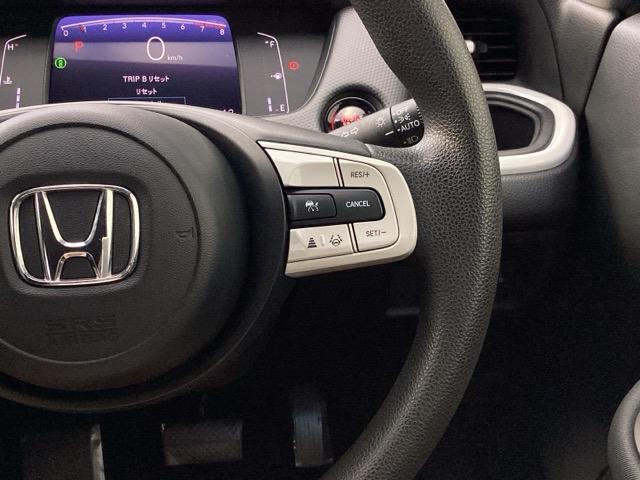 フィット ベーシック　助手席回転シート　ＨｏｎｄａＣＯＮＮＥＣＴｆｏｒＧａｔｈｅｒｓ＋ナビ装着用スペシャルパッケージ　アイスト　ＬＥＤライト　クリアランスソナー　ＶＳＡ　オートエアコン　ＵＳＢ接続　ＥＴＣ車載器　キーレス（26枚目）