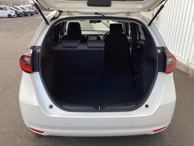 フィット ベーシック　助手席回転シート　ＨｏｎｄａＣＯＮＮＥＣＴｆｏｒＧａｔｈｅｒｓ＋ナビ装着用スペシャルパッケージ　アイスト　ＬＥＤライト　クリアランスソナー　ＶＳＡ　オートエアコン　ＵＳＢ接続　ＥＴＣ車載器　キーレス（36枚目）