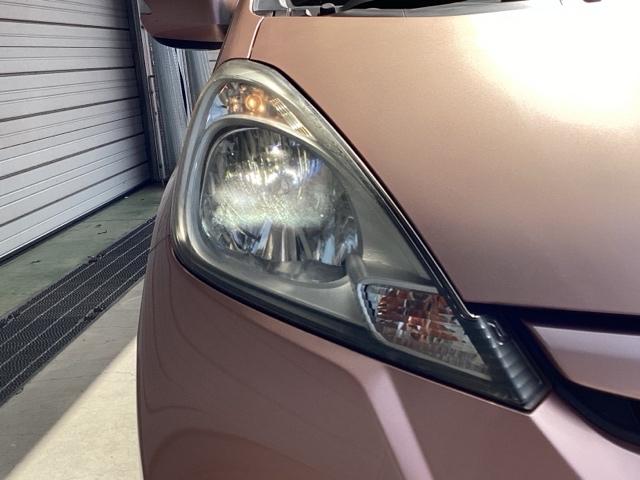 フィット シーズファインスタイル ETC/社外ナビ フルセグ Wエアバッグ パワーウィンドウ 盗難防止装置 DVD キーフリー 記録簿 エアコン スマートキー エアバック ナビTV ABS パワーステアリング(24枚目)