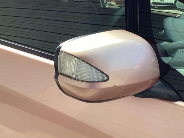 フィット シーズファインスタイル ETC/社外ナビ フルセグ Wエアバッグ パワーウィンドウ 盗難防止装置 DVD キーフリー 記録簿 エアコン スマートキー エアバック ナビTV ABS パワーステアリング(25枚目)