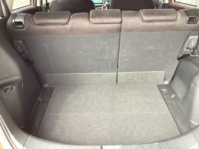 フィット シーズファインスタイル ETC/社外ナビ フルセグ Wエアバッグ パワーウィンドウ 盗難防止装置 DVD キーフリー 記録簿 エアコン スマートキー エアバック ナビTV ABS パワーステアリング(41枚目)