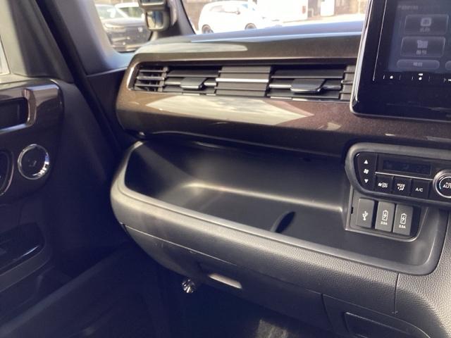 Ｎ－ＢＯＸカスタム Ｇ・Ｌホンダセンシング　ＥＴＣ／純正ナビ／バックモニター／ホンダセンシング／２トーンカラー　地デジＴＶ　整備記録簿　助手席エアバッグ　キーレス　アイドリングＳＴ　セキュリティーアラーム　スマ－トキ－　コーナーセンサ　ナビＴＶ（32枚目）