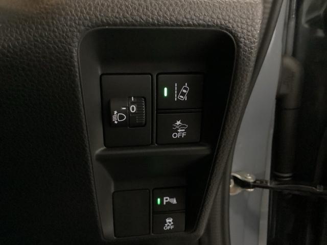 【Ｈｏｎｄａ　ＳＥＮＳＩＮＧ】いつもの道で、高速道路などで、安心・快適な運転を支援します。先進の安全運転機能システム搭載。