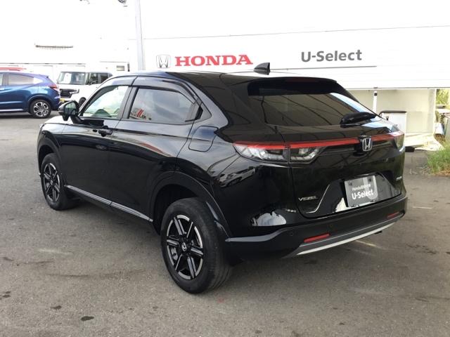 ヴェゼル ｅ：ＨＥＶＸ　クルコン　衝突軽減Ｂ　純正ナビ　ＥＴＣ　前後ドラレコ　前後障害物センサー　ＡＡＣ　イモビライザー　スマ－トキ－　誤発進抑制　ＰＷ　リアカメラ　ＥＳＣ　キーフリー　ＬＥＤヘッドランプ　ナビＴＶ　ＡＢＳ（7枚目）