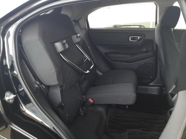 ヴェゼル ｅ：ＨＥＶＸ　クルコン　衝突軽減Ｂ　純正ナビ　ＥＴＣ　前後ドラレコ　前後障害物センサー　ＡＡＣ　イモビライザー　スマ－トキ－　誤発進抑制　ＰＷ　リアカメラ　ＥＳＣ　キーフリー　ＬＥＤヘッドランプ　ナビＴＶ　ＡＢＳ（12枚目）