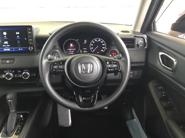 ヴェゼル ｅ：ＨＥＶＸ　クルコン　衝突軽減Ｂ　純正ナビ　ＥＴＣ　前後ドラレコ　前後障害物センサー　ＡＡＣ　イモビライザー　スマ－トキ－　誤発進抑制　ＰＷ　リアカメラ　ＥＳＣ　キーフリー　ＬＥＤヘッドランプ　ナビＴＶ　ＡＢＳ（15枚目）