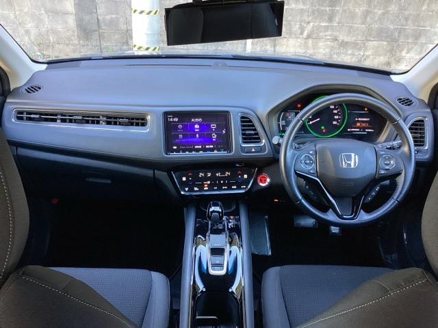 ヴェゼル ハイブリッドＸ・ホンダセンシング　シ－トヒ－タ－　記録簿　横滑防止　Ｒカメラ　スマ－トキ－　クルコン　ＥＴＣ車載器　サイドエアバック　キーレスエントリー　ＡＢＳ　ＤＶＤ再生　ＬＥＤヘッドライト（2枚目）