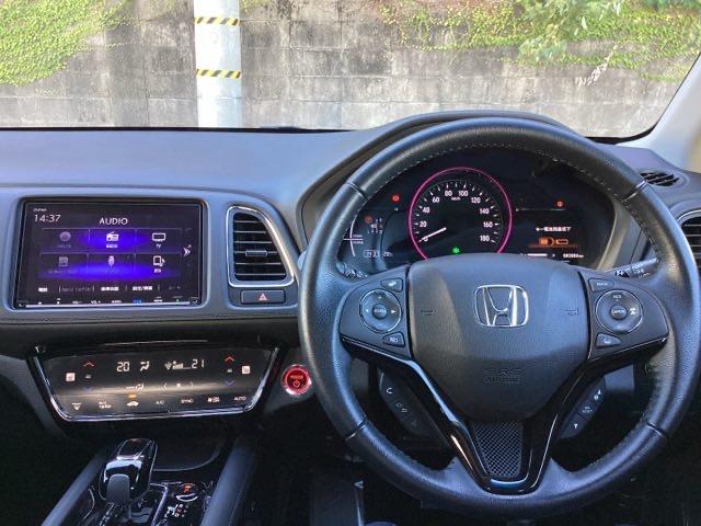 ヴェゼル ハイブリッドＸ・ホンダセンシング　シ－トヒ－タ－　記録簿　横滑防止　Ｒカメラ　スマ－トキ－　クルコン　ＥＴＣ車載器　サイドエアバック　キーレスエントリー　ＡＢＳ　ＤＶＤ再生　ＬＥＤヘッドライト（3枚目）