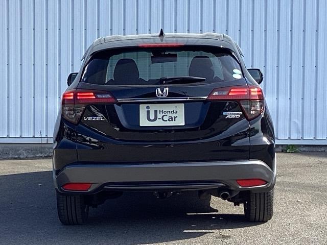 ヴェゼル ハイブリッドＸ・ホンダセンシング　シ－トヒ－タ－　記録簿　横滑防止　Ｒカメラ　スマ－トキ－　クルコン　ＥＴＣ車載器　サイドエアバック　キーレスエントリー　ＡＢＳ　ＤＶＤ再生　ＬＥＤヘッドライト（9枚目）