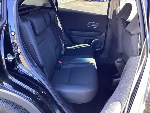 ヴェゼル ハイブリッドＸ・ホンダセンシング　シ－トヒ－タ－　記録簿　横滑防止　Ｒカメラ　スマ－トキ－　クルコン　ＥＴＣ車載器　サイドエアバック　キーレスエントリー　ＡＢＳ　ＤＶＤ再生　ＬＥＤヘッドライト（18枚目）