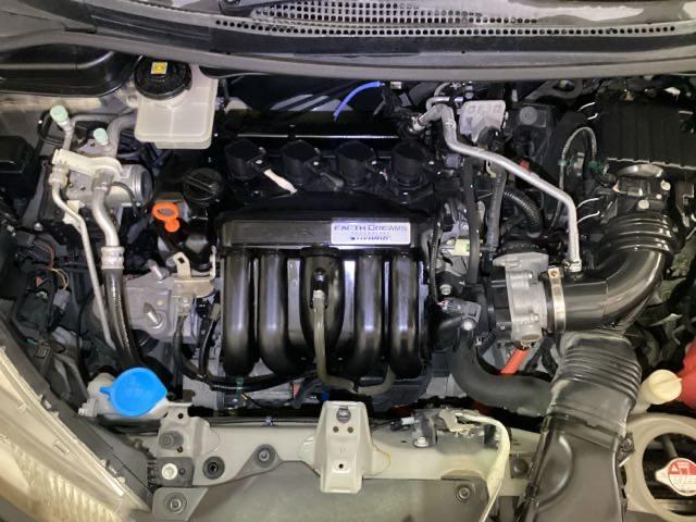 フィットハイブリッド Lパッケージ メモリーナビ ETC リアカメラ ナビ&TV 地デジフルセグTV サイドエアバック DVD再生 LED ECON バックカメラ オートクルーズコントロール イモビライザー ESC AUTOエアコン(25枚目)