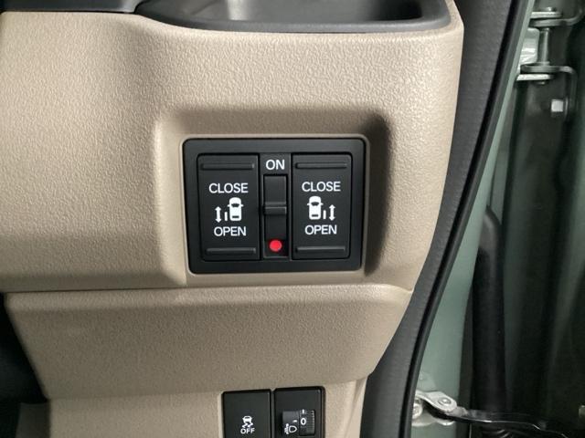 Ｎ－ＢＯＸジョイ ターボ　メモリーナビ　ドラレコ　ＥＴＣ　リアカメラ　ＬＥＤヘッド　オートエアコン　バックカメラ　両側電動ドア　クリアランスソナー　パワーウィンドウ　オートライト　キーフリー　シートヒーター　フルセグ　ＤＶＤ（14枚目）