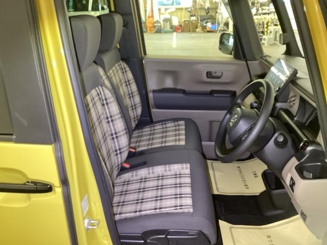 Ｎ－ＢＯＸジョイ ベースグレード　試乗車　禁煙車　メモリーナビ　フルセグ　全周囲カメラ　踏み間違い防止装置　Ｂカメラ　横滑り防止機能　ＬＥＤランプ　クルーズコントロール　パワーウィンドウ　前席シートヒーター　スマートキー　ベンチシート（13枚目）