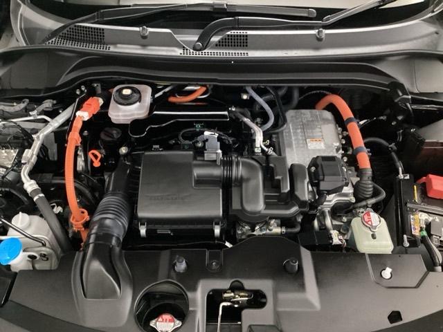 エンジンルームもしっかり洗浄していますので、覗いてみてください。