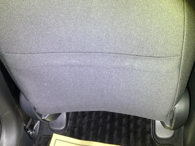 フィット ｅ：ＨＥＶホーム　前後誤発進抑制機能　クリソナ　助手席エアバッグ　運転席エアバッグ　アイドリングストップ　ＬＥＤライト　ＵＳＢ接続　バックカメラ　ＡＢＳ　サイドエアバッグ　スマートキー　キーレス（15枚目）