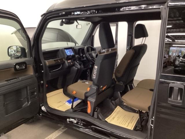 N-VAN ファンスタイル+ネイチャー ディスプレイオーディオ リアカメラ ドラレコ LEDライト 両側スライド 衝突軽減ブレーキ エアコン USB VSA スマートキー クルーズコントロール 運転席エアバッグ キーレスエントリー ETC(31枚目)