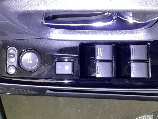 Ｎ－ＯＮＥ オリジナルスタイルプラスアーバン　試乗車　メモリーナビ　ドラレコ　ＥＴＣ　Ａクルーズ　衝突被害軽減ブレーキ　ＬＥＤヘッドライト　横滑り防止装置　フルセグテレビ　バックカメラ　シートＨ　アイドリングストップ　スマートキー　盗難警報装置（28枚目）