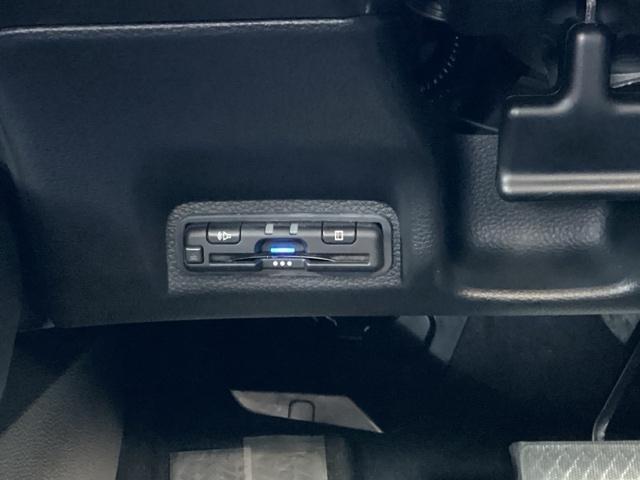 ヴェゼル ｅ：ＨＥＶＸ　ＥＴＣ／純正ナビ／バックモニター／ホンダセンシング　前後障害物センサー　ＡＡＣ　イモビライザー　スマ－トキ－　ＰＷ　リアカメラ　クルコン　ＥＳＣ　ＥＴＣ装備　キーフリー　ＬＥＤヘッドランプ　ＡＢＳ（13枚目）