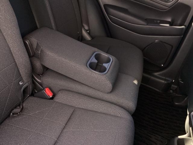 ヴェゼル ｅ：ＨＥＶＸ　ＥＴＣ／純正ナビ／バックモニター／ホンダセンシング　前後障害物センサー　ＡＡＣ　イモビライザー　スマ－トキ－　ＰＷ　リアカメラ　クルコン　ＥＳＣ　ＥＴＣ装備　キーフリー　ＬＥＤヘッドランプ　ＡＢＳ（38枚目）