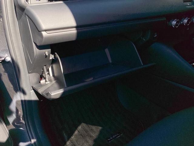 ヴェゼル ｅ：ＨＥＶＸ　ＥＴＣ／純正ナビ／バックモニター／ホンダセンシング　前後障害物センサー　ＡＡＣ　イモビライザー　スマ－トキ－　ＰＷ　リアカメラ　クルコン　ＥＳＣ　ＥＴＣ装備　キーフリー　ＬＥＤヘッドランプ　ＡＢＳ（41枚目）