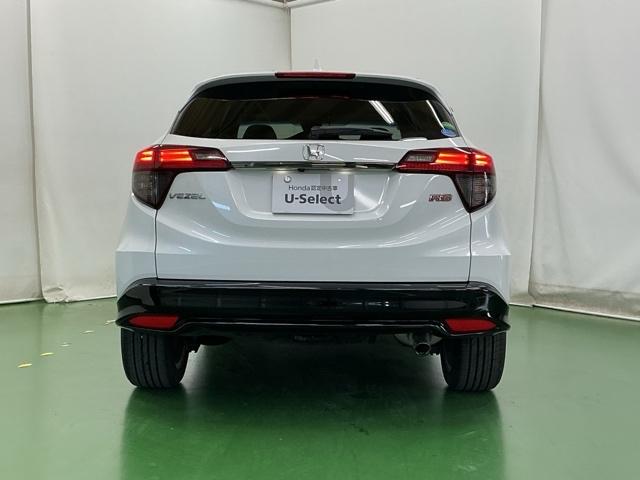 ヴェゼル ＲＳ・ホンダセンシング　ドラレコ　ナビ　Ｒカメラ　ブルートゥース　盗難防止　バックモニター　サイドエアバック　スマ－トキ－　シートヒータ　ＬＥＤライト　地デジＴＶ　ドライブレコーダー装着車　フルオートエアコン　整備記録簿（9枚目）