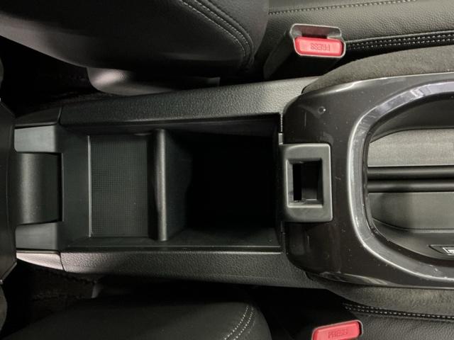 ヴェゼル ＲＳ・ホンダセンシング　ドラレコ　ナビ　Ｒカメラ　ブルートゥース　盗難防止　バックモニター　サイドエアバック　スマ－トキ－　シートヒータ　ＬＥＤライト　地デジＴＶ　ドライブレコーダー装着車　フルオートエアコン　整備記録簿（49枚目）