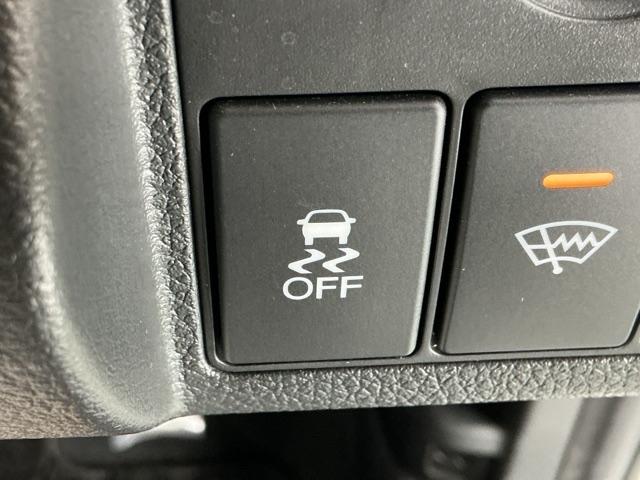 ヴェゼル ＲＳ・ホンダセンシング　ドラレコ　ナビ　Ｒカメラ　ブルートゥース　盗難防止　バックモニター　サイドエアバック　スマ－トキ－　シートヒータ　ＬＥＤライト　地デジＴＶ　ドライブレコーダー装着車　フルオートエアコン　整備記録簿（51枚目）