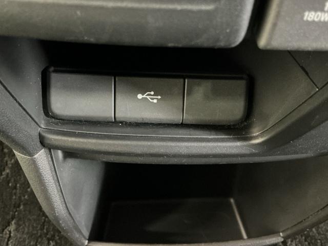 ステップワゴンスパーダ スパーダホンダセンシング　ドラレコ　ナビ　Ｒカメラ　ブルートゥース　盗難防止　助手席エアバッグ　Ｗパワスラ　記録簿有　地デジ　ＬＥＤライト　横滑り防止システム　オートエアコン　リアカメラ　ドライブレコーダー装着車　ＵＳＢ（15枚目）