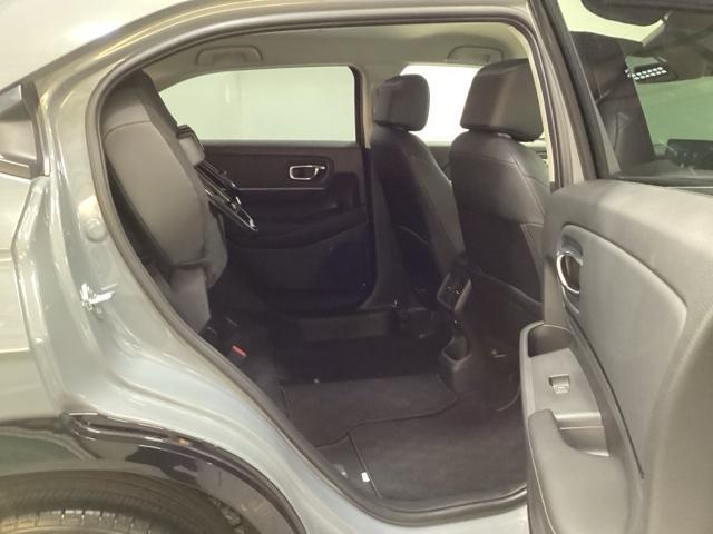 ヴェゼル ｅ：ＨＥＶＺ　シートヒーター　ドラレコ　ＥＴＣ　衝突回避支援ブレーキ機能　スマキ　Ｐトランク　フルオートエアコン　Ｄレコ　エアバッグ　両席エアバック　Ｒカメ　パワーウィンドウ　ＬＥＤランプ　ソナー　クルーズＣ（25枚目）