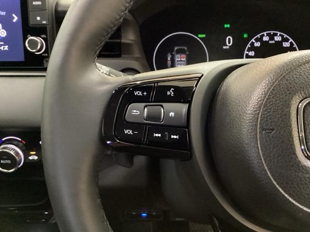 ヴェゼル ｅ：ＨＥＶＺ　シートヒーター　ドラレコ　ＥＴＣ　衝突回避支援ブレーキ機能　スマキ　Ｐトランク　フルオートエアコン　Ｄレコ　エアバッグ　両席エアバック　Ｒカメ　パワーウィンドウ　ＬＥＤランプ　ソナー　クルーズＣ（34枚目）