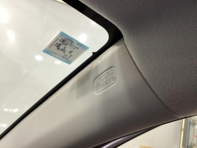 ヴェゼル ｅ：ＨＥＶＺ　シートヒーター　ドラレコ　ＥＴＣ　衝突回避支援ブレーキ機能　スマキ　Ｐトランク　フルオートエアコン　Ｄレコ　エアバッグ　両席エアバック　Ｒカメ　パワーウィンドウ　ＬＥＤランプ　ソナー　クルーズＣ（36枚目）