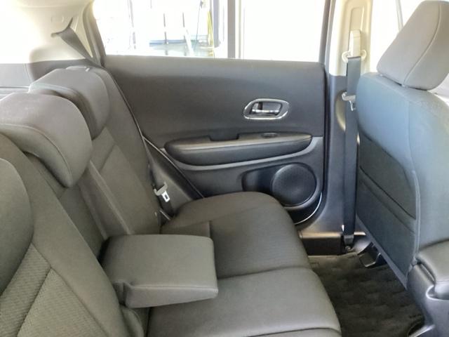 ヴェゼル Ｘ・ホンダセンシング　純正メモリーナビ　リアカメラ　ＥＴＣ　Ｒカメラ　Ｗエアバッグ　盗難防止　アクティブクルーズコントロール　オートエアコン　ＬＥＤランプ　衝突軽減ブレ－キ　パワステ　整備記録簿　カーテンエアバック　ＡＢＳ（57枚目）