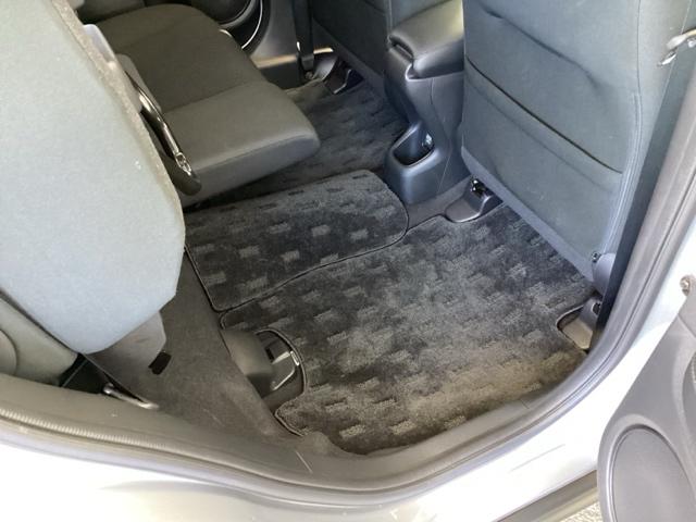 ヴェゼル Ｘ・ホンダセンシング　純正メモリーナビ　リアカメラ　ＥＴＣ　Ｒカメラ　Ｗエアバッグ　盗難防止　アクティブクルーズコントロール　オートエアコン　ＬＥＤランプ　衝突軽減ブレ－キ　パワステ　整備記録簿　カーテンエアバック　ＡＢＳ（59枚目）