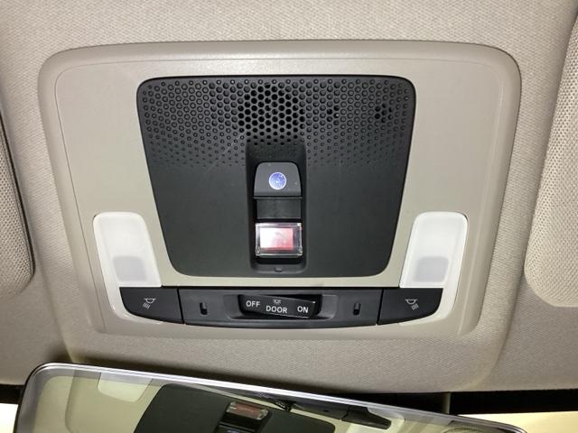 ヴェゼル e:HEVZ リアカメラ シートヒーター ETC 衝突回避支援ブレーキ機能 パノラミックビューモニター スマキ フルオートエアコン Dレコ エアバッグ 両席エアバック Rカメ パワーウィンドウ LEDランプ ABS(14枚目)