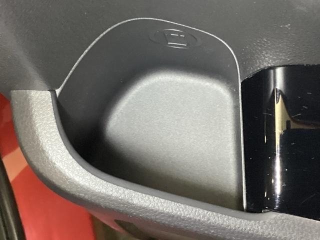 ヴェゼル e:HEVZ リアカメラ シートヒーター ETC 衝突回避支援ブレーキ機能 パノラミックビューモニター スマキ フルオートエアコン Dレコ エアバッグ 両席エアバック Rカメ パワーウィンドウ LEDランプ ABS(36枚目)