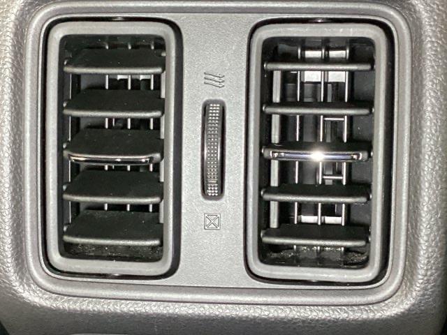 ヴェゼル e:HEVZ リアカメラ シートヒーター ETC 衝突回避支援ブレーキ機能 パノラミックビューモニター スマキ フルオートエアコン Dレコ エアバッグ 両席エアバック Rカメ パワーウィンドウ LEDランプ ABS(37枚目)