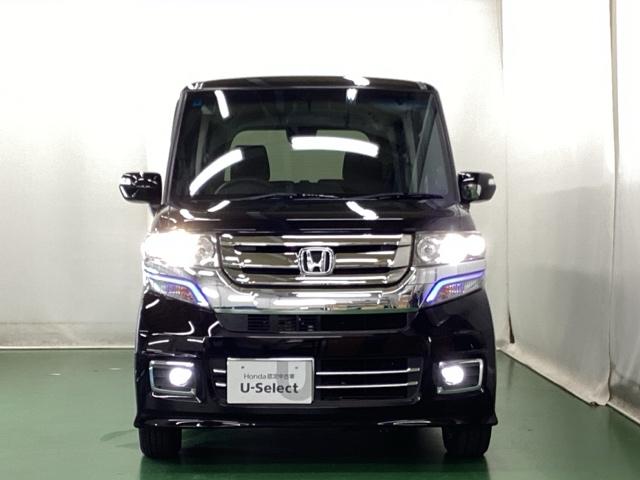 Ｎ－ＢＯＸカスタム ＧＳＳパッケージ　ナビ　Ｒカメラ　ブルートゥース　フルセグ　整備記録簿　スマ－トキ－　Ｂカメ　ＥＴＣ付き　エアコン　ＥＳＣ　Ａ－ＳＴＯＰ　盗難防止システム　パワーウィンドウ　運転席助手席エアバッグ　ＤＶＤ　ＡＢＳ（6枚目）