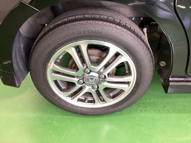 Ｎ－ＢＯＸカスタム ＧＳＳパッケージ　ナビ　Ｒカメラ　ブルートゥース　フルセグ　整備記録簿　スマ－トキ－　Ｂカメ　ＥＴＣ付き　エアコン　ＥＳＣ　Ａ－ＳＴＯＰ　盗難防止システム　パワーウィンドウ　運転席助手席エアバッグ　ＤＶＤ　ＡＢＳ（30枚目）