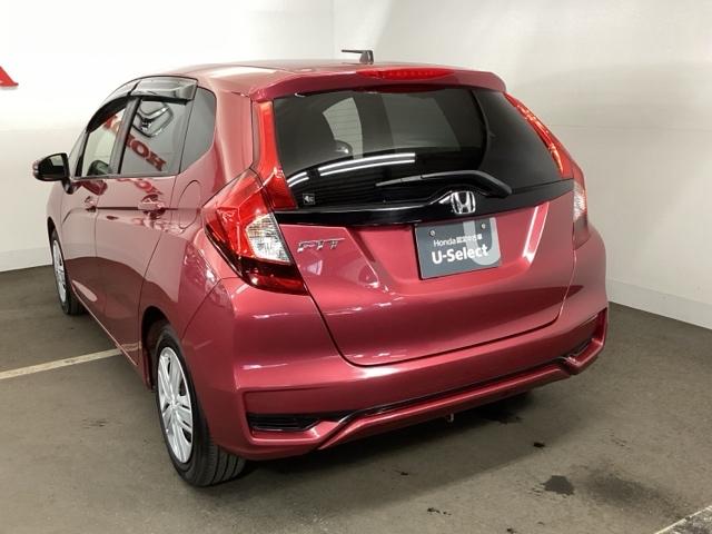 フィット １３Ｇ・Ｌホンダセンシング　ナビ　Ｒカメラ　ブルートゥース　フルセグ　ＥＴＣ車載器　ＤＶＤ再生可　サイドカーテンエアバック　ＵＳＢ　リアカメラ　エアバック　パワーウインドウ　記録簿　キーフリーシステム　ＬＥＤライト　ＶＳＡ（7枚目）
