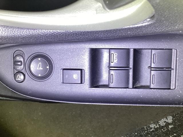 フィット １３Ｇ・Ｌホンダセンシング　ナビ　Ｒカメラ　ブルートゥース　フルセグ　ＥＴＣ車載器　ＤＶＤ再生可　サイドカーテンエアバック　ＵＳＢ　リアカメラ　エアバック　パワーウインドウ　記録簿　キーフリーシステム　ＬＥＤライト　ＶＳＡ（57枚目）