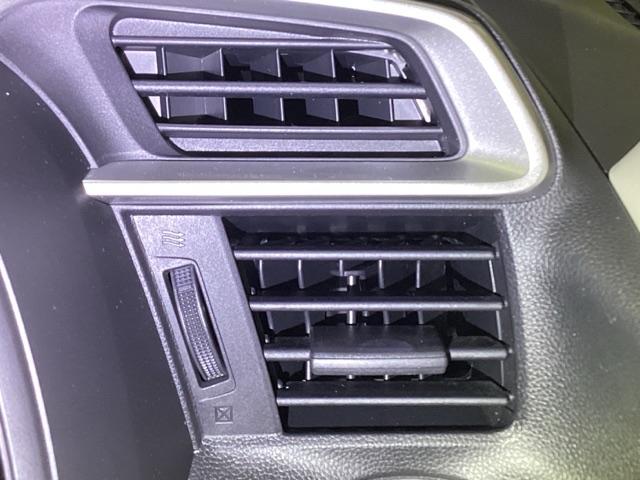 フィット １３Ｇ・Ｌホンダセンシング　ナビ　Ｒカメラ　ブルートゥース　フルセグ　ＥＴＣ車載器　ＤＶＤ再生可　サイドカーテンエアバック　ＵＳＢ　リアカメラ　エアバック　パワーウインドウ　記録簿　キーフリーシステム　ＬＥＤライト　ＶＳＡ（58枚目）