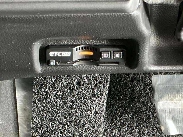 ヴェゼル e:HEVX ナビ Rカメラ ブルートゥース フルセグ 前後障害物センサー AAC イモビライザー スマ-トキ- 誤発進抑制 PW リアカメラ クルコン ESC ETC装備 キーフリー LEDヘッドランプ ABS(13枚目)