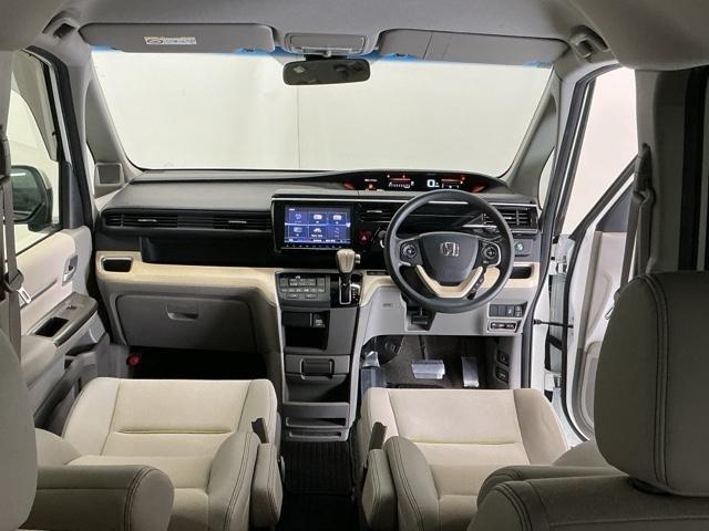 ステップワゴン G・EXホンダセンシング ナビ Rカメラ ブルートゥース フルセグTV ETC車載器 オートクルーズコントロール スマートキー リアカメラ LEDライト エアバッグ ターボ 横滑り防止装置 盗難防止装置 アイドリングストップ(2枚目)