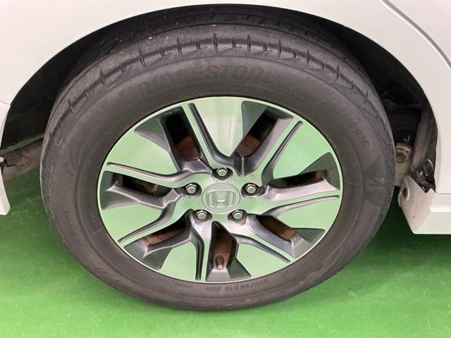 ステップワゴン G・EXホンダセンシング ナビ Rカメラ ブルートゥース フルセグTV ETC車載器 オートクルーズコントロール スマートキー リアカメラ LEDライト エアバッグ ターボ 横滑り防止装置 盗難防止装置 アイドリングストップ(31枚目)