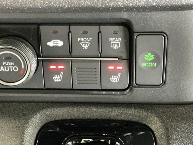 N-BOXカスタム ベースグレード ドラレコ ナビ Rカメラ ブルートゥース USB接続 CMBS Dレコ ベンチシート オートエアコン スマートキ LED 盗難防止装置 クルコン ETC バックカメラ フルセグTV パワーステアリング(16枚目)