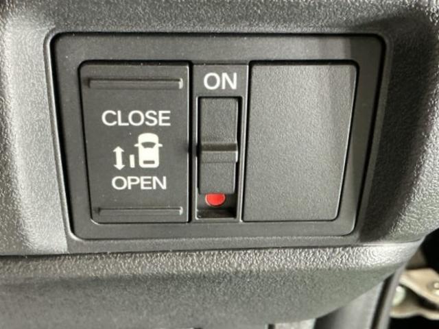 N-BOXカスタム ベースグレード ドラレコ ナビ Rカメラ ブルートゥース USB接続 CMBS Dレコ ベンチシート オートエアコン スマートキ LED 盗難防止装置 クルコン ETC バックカメラ フルセグTV パワーステアリング(28枚目)