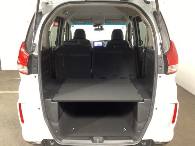 フリード+ハイブリッド ハイブリッド・クロスター 両側電動スライドドア シートヒーター シ-トヒ-タ- Rカメラ VSA クルコン LEDライト サイドカーテンエアバック フルセグTV フルオートエアコン スマ-トキ- 衝突軽減 USB接続 ETC(11枚目)