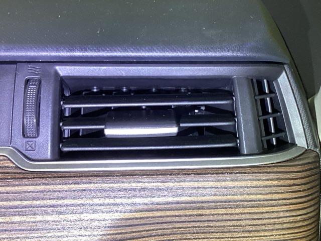 フリード+ハイブリッド ハイブリッド・クロスター 両側電動スライドドア シートヒーター シ-トヒ-タ- Rカメラ VSA クルコン LEDライト サイドカーテンエアバック フルセグTV フルオートエアコン スマ-トキ- 衝突軽減 USB接続 ETC(27枚目)