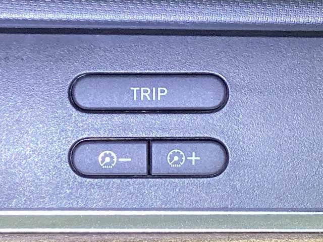 フリード+ハイブリッド ハイブリッド・クロスター 両側電動スライドドア シートヒーター シ-トヒ-タ- Rカメラ VSA クルコン LEDライト サイドカーテンエアバック フルセグTV フルオートエアコン スマ-トキ- 衝突軽減 USB接続 ETC(31枚目)